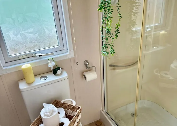 Teal - A Few Steps From The 假日公园