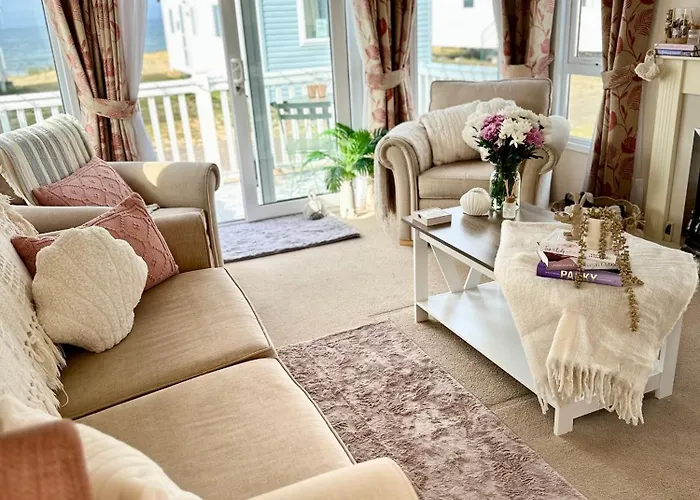 Teal - A Few Steps From The 假日公园