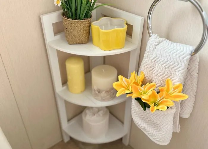 Teal - A Few Steps From The 假日公园 *